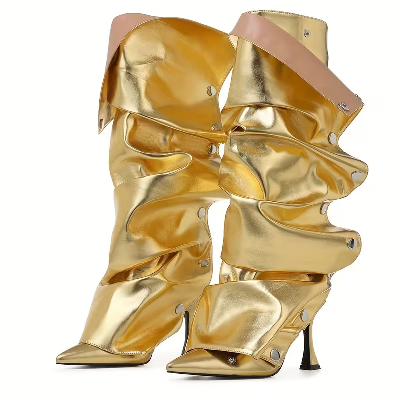 Pointed-toe, effortlessly chic knee-high heels