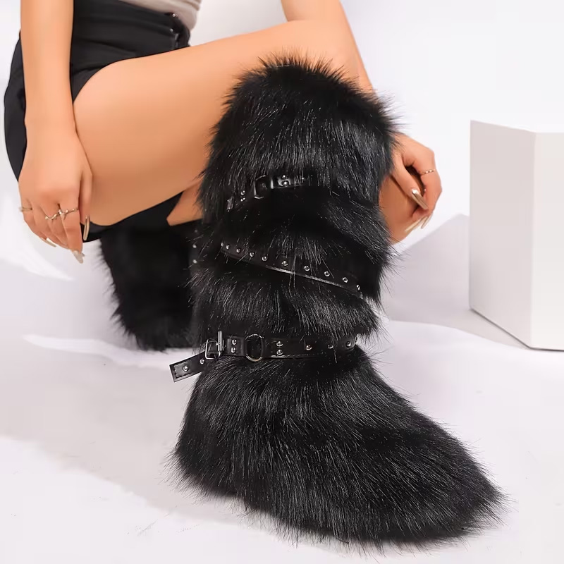 Outdoor long faux fur boots