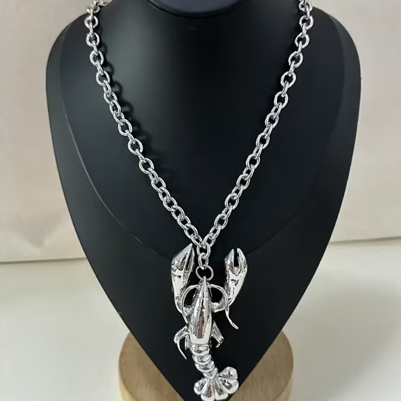 Retro Creative Lobster Pendant Necklace