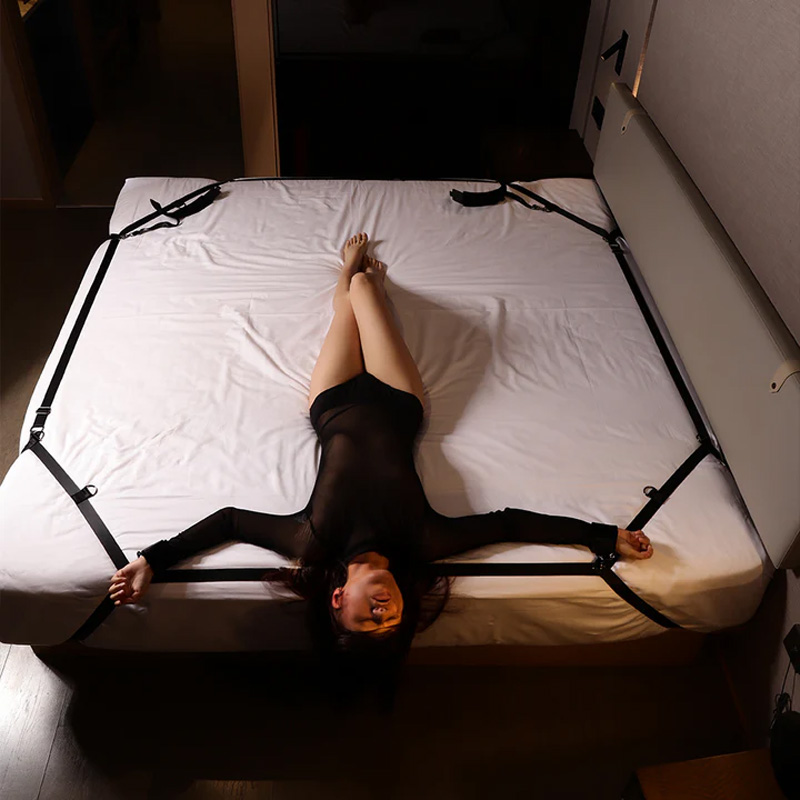 BDSM Under Mattress Restraint Set