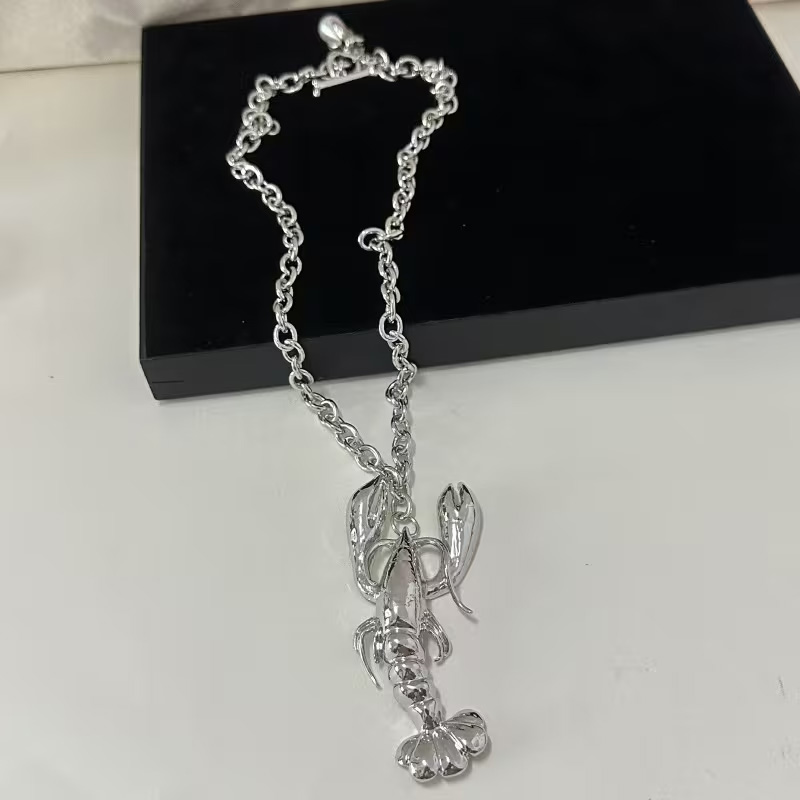 Retro Creative Lobster Pendant Necklace