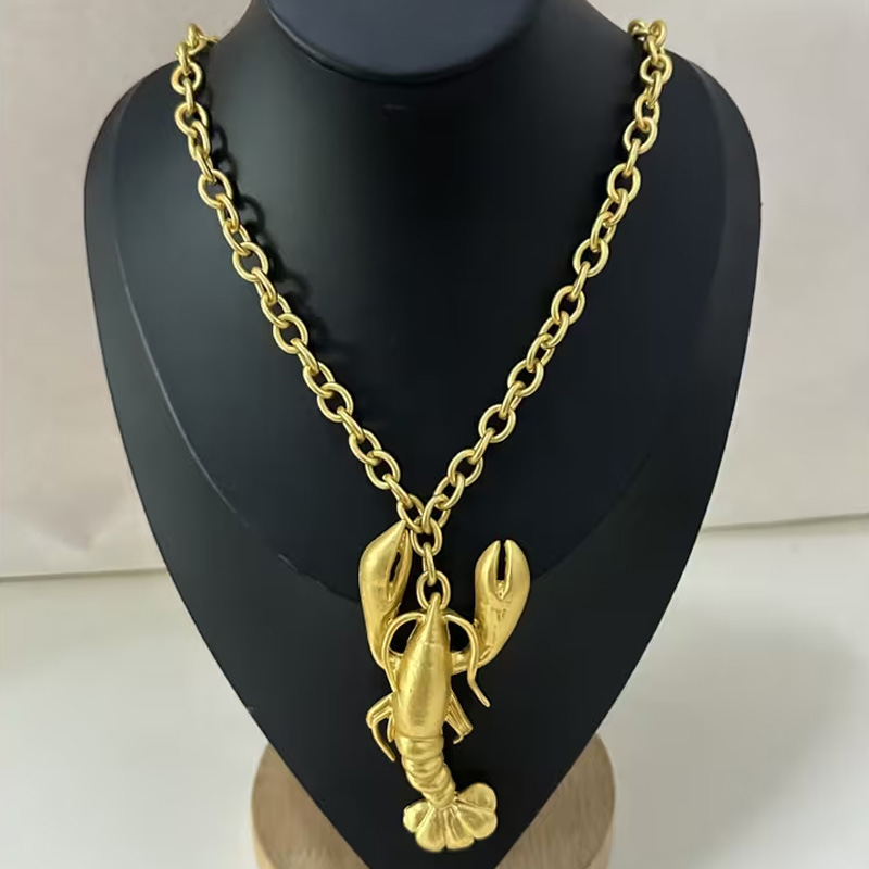 Retro Creative Lobster Pendant Necklace