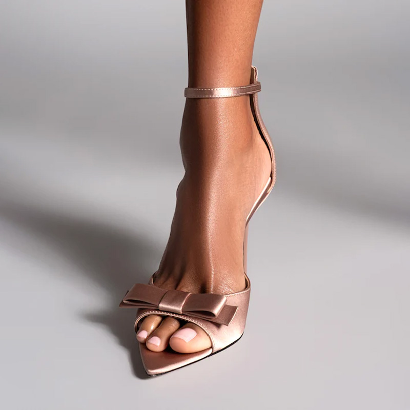 Bow-tie pointed high heels