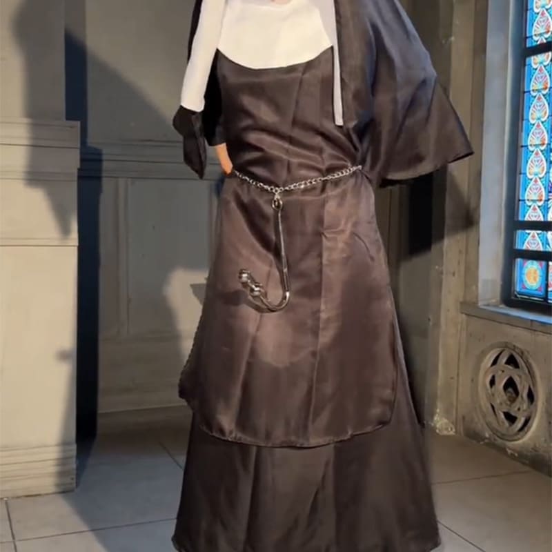 Black robe costume set