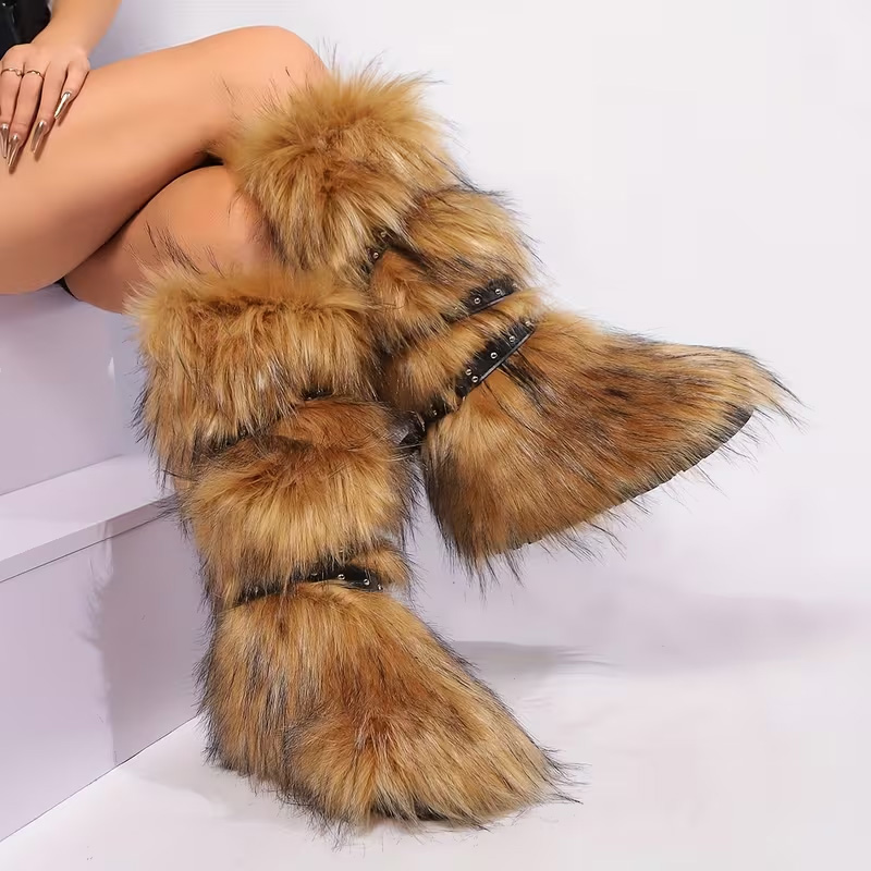 Outdoor long faux fur boots
