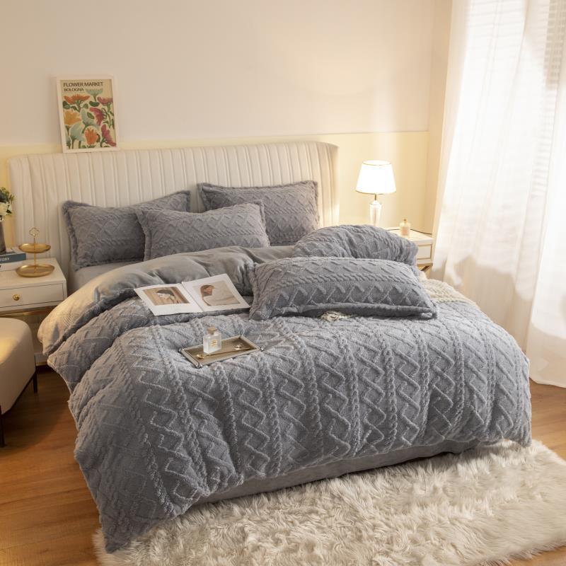 Milk velvet - Winter bedding set (4 pieces)