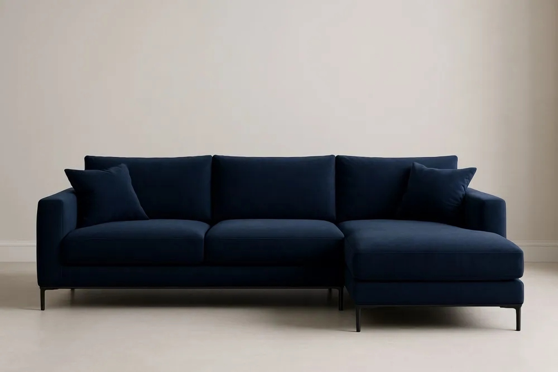 Canapé d'angle droit en tissu bleu avec structure en métal