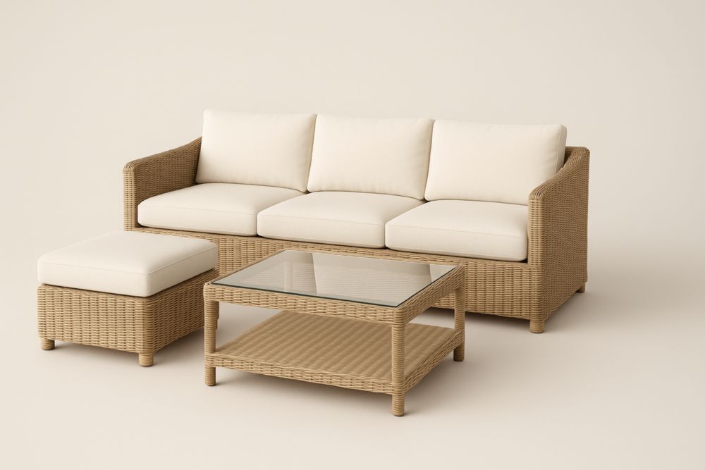 Set divano in rattan con tavolino in vetro e poggiapiedi, crema