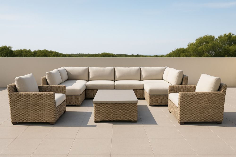 Set da Giardino Angolare in Rattan Sintetico con Divano e Tavolino Crema