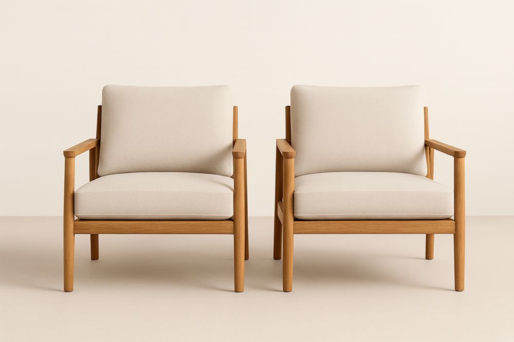 Set di poltrone in tessuto beige con struttura in legno