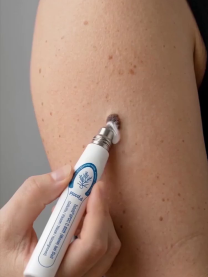 Tomber le stylo de réparation de la peau en un rouleau🎁 OFFRE FOLLE : Profitez de notre promo 1 ACHETÉ = 1 OFFERT