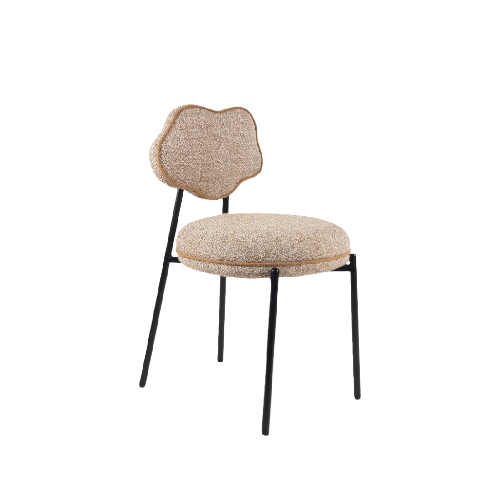 Chaise moderne rembourrée, dossier en forme de nuage, tissu beige, pieds en métal noir-heavens-door.onLine