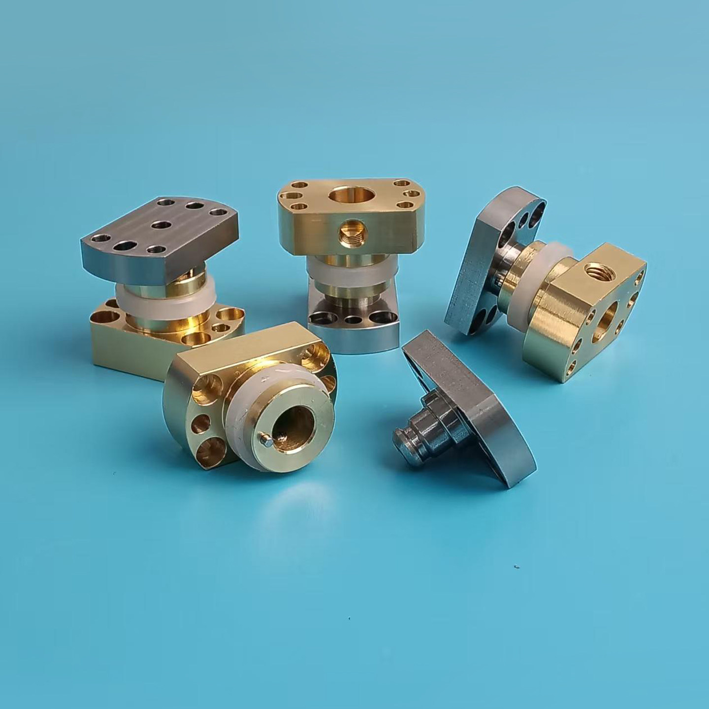 Original quick-change nozzle and holder example photograph; not a multi-piece package