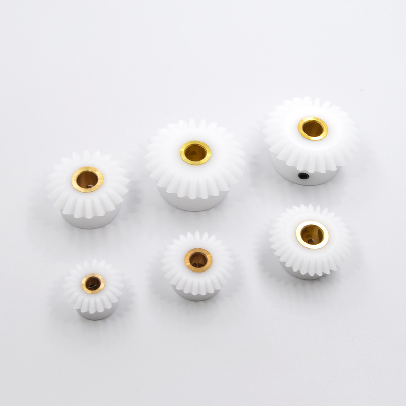 BOLTTE POM Right-Angle Bevel Gears — Module 1/1.5, 20–30 Teeth