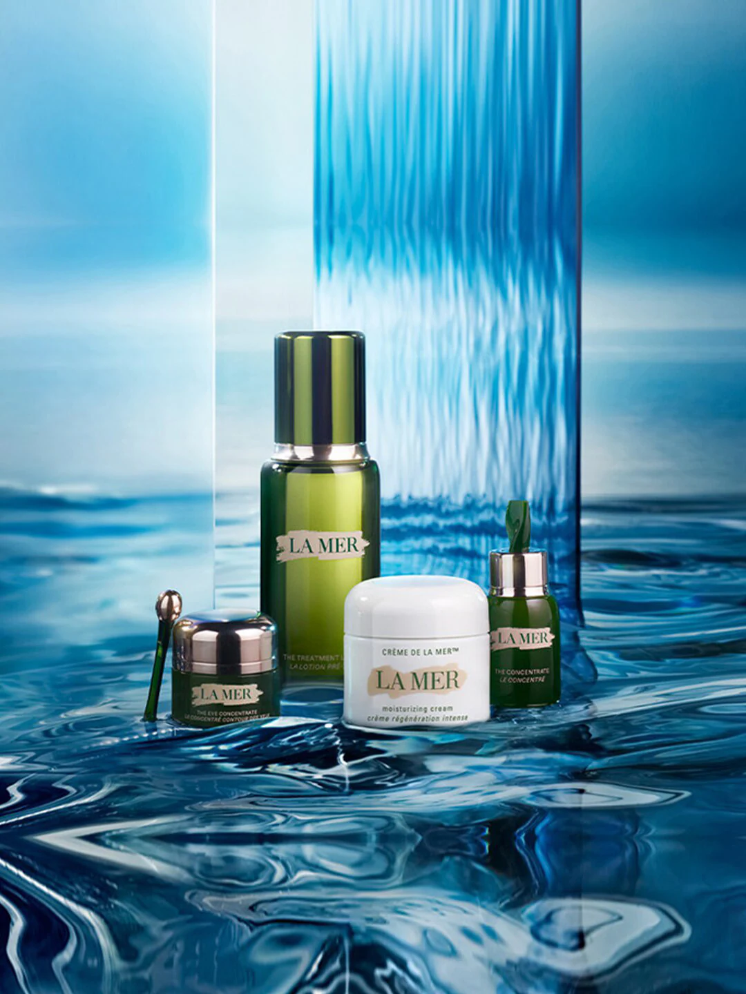 LA MER - Hydrating and Repairing Set (Eye Cream 15ml + Face Cream 60ml + Essence Water 150ml + Concentrate 50ml)