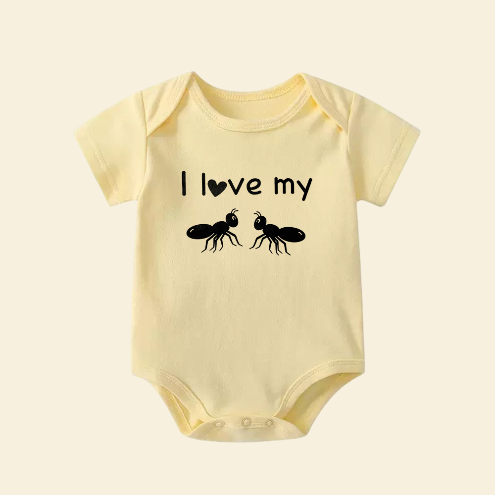 I Love My Aunt Baby Bodysuit， Personalized Newborn Gift 