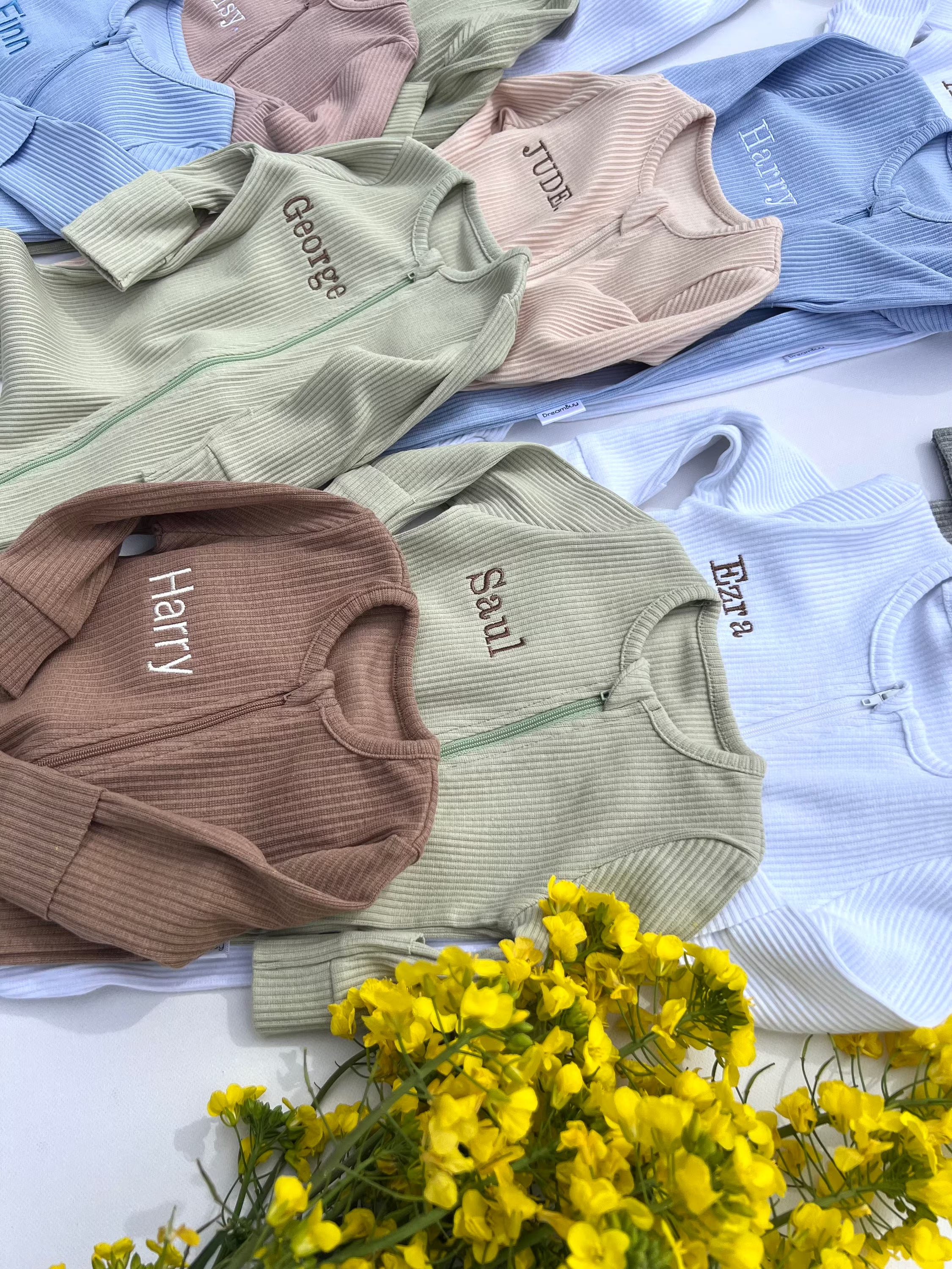 Personalised Gift Baby Zip Romper，Embroidered Baby Grow Newborn Essentials