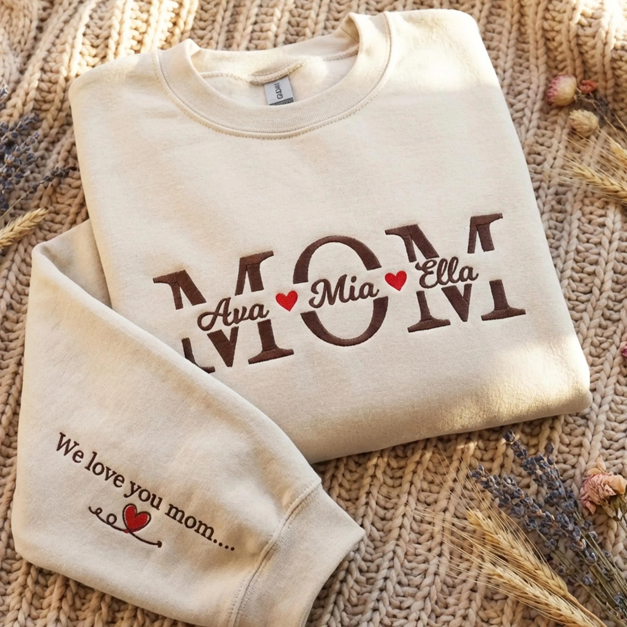 Personalized Mama Crewneck with Kids Names