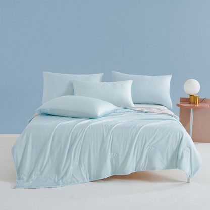 couette climatisée antibactérienne en soie glacée