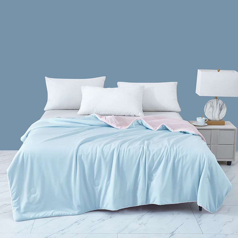 couette climatisée antibactérienne en soie glacée