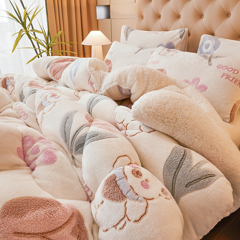 couette d'hiver en polaire laiteuse et en polaire corail