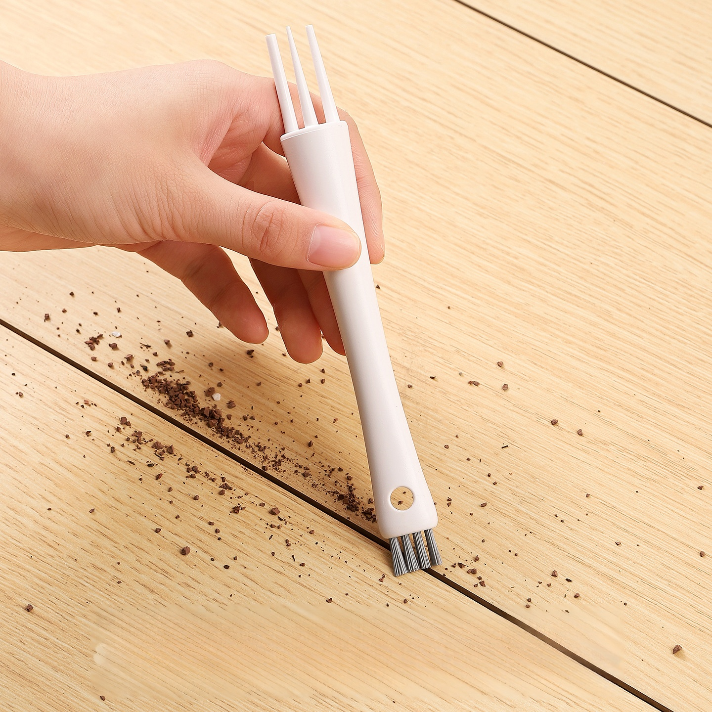 Plochý čisticí kartáč s dvojitou hlavicí