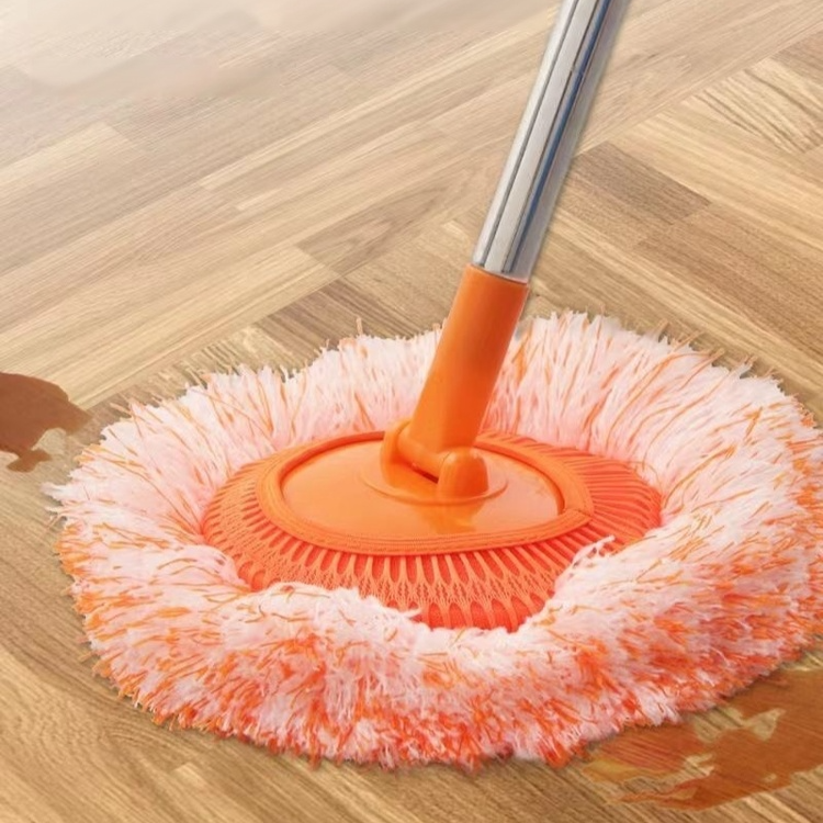 Teleskopický mop absorbující vodu