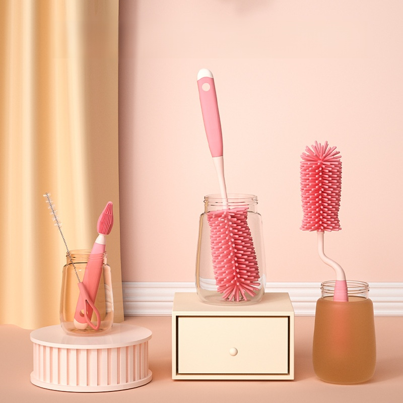 Sada tří kartáčů na čisticí kelímky