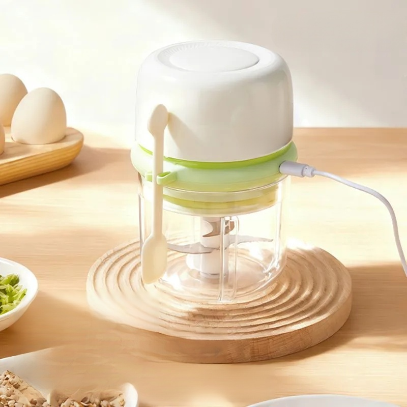 Mini elektryczny rozdrabniacz do czosnku