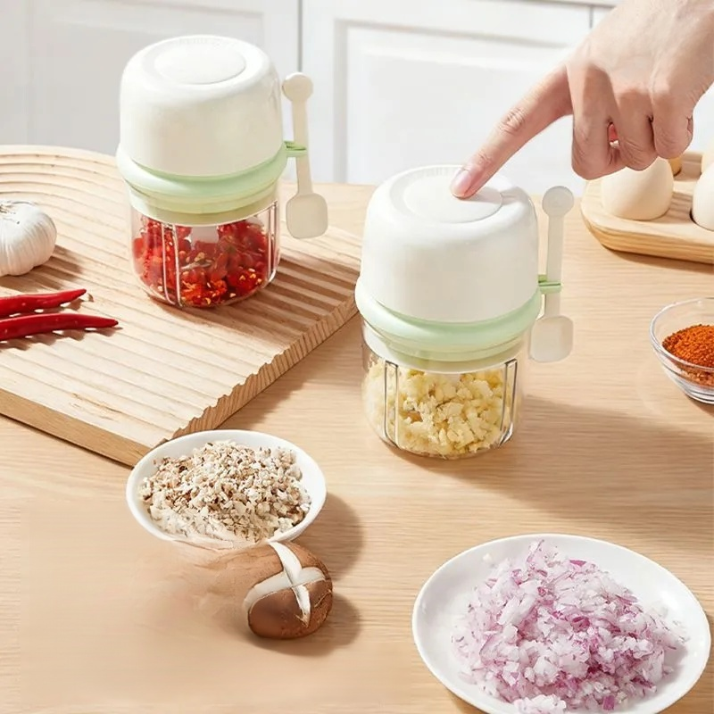 Mini elektryczny rozdrabniacz do czosnku