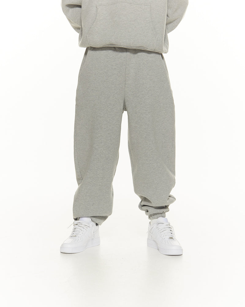 MONOCHROME COZY SWEATPANT