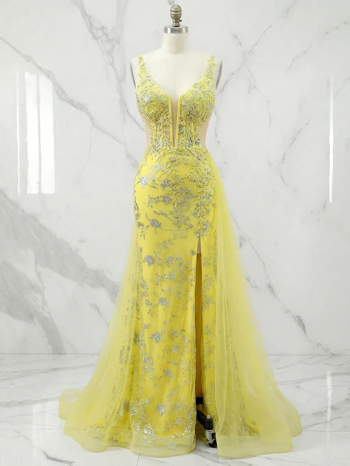 Yellow Spaghetti Straps Lace Applique V Neck Mermaid Prom Dresses