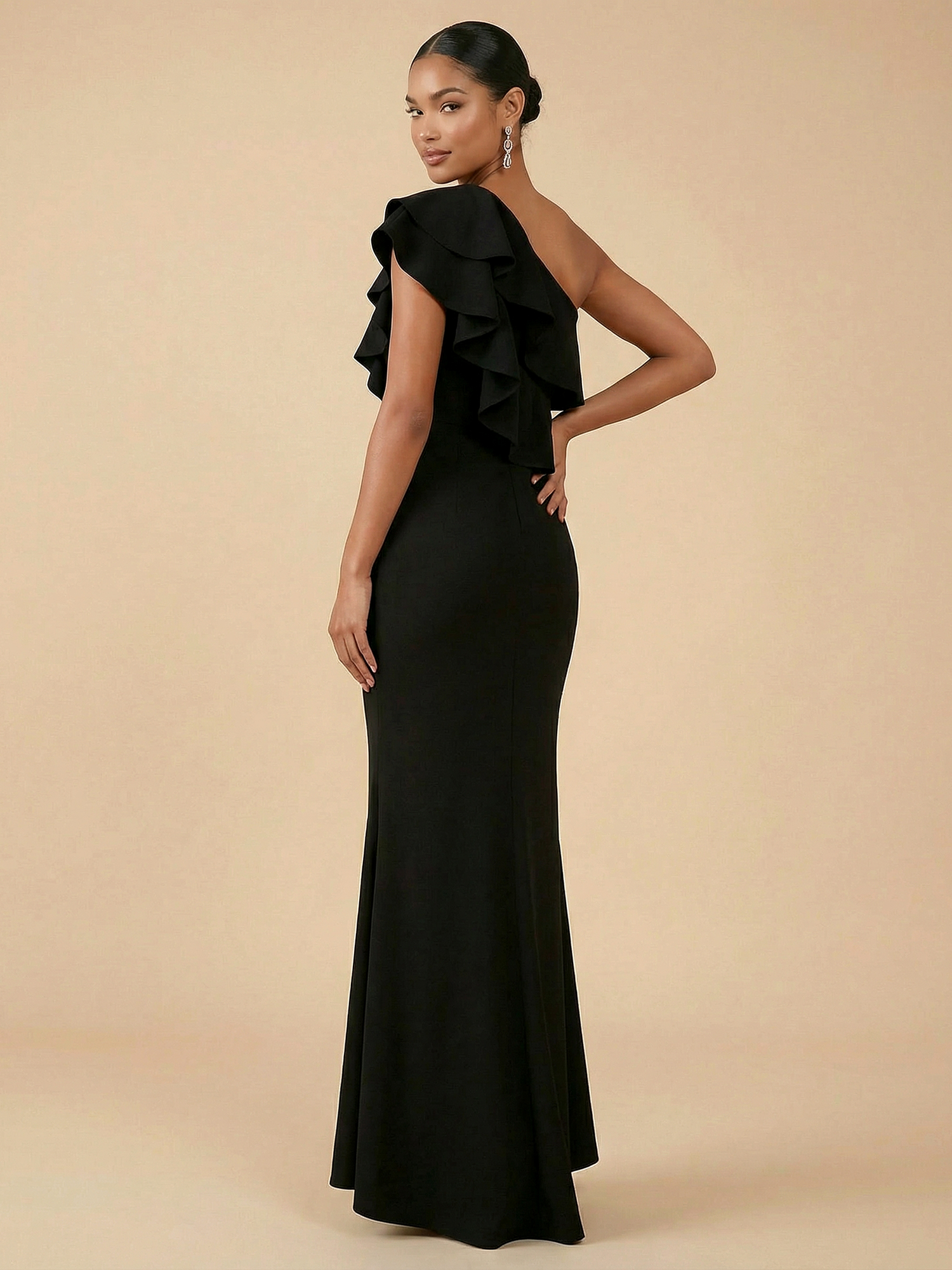 Black One-Shoulder Ruffle Mermaid Gown