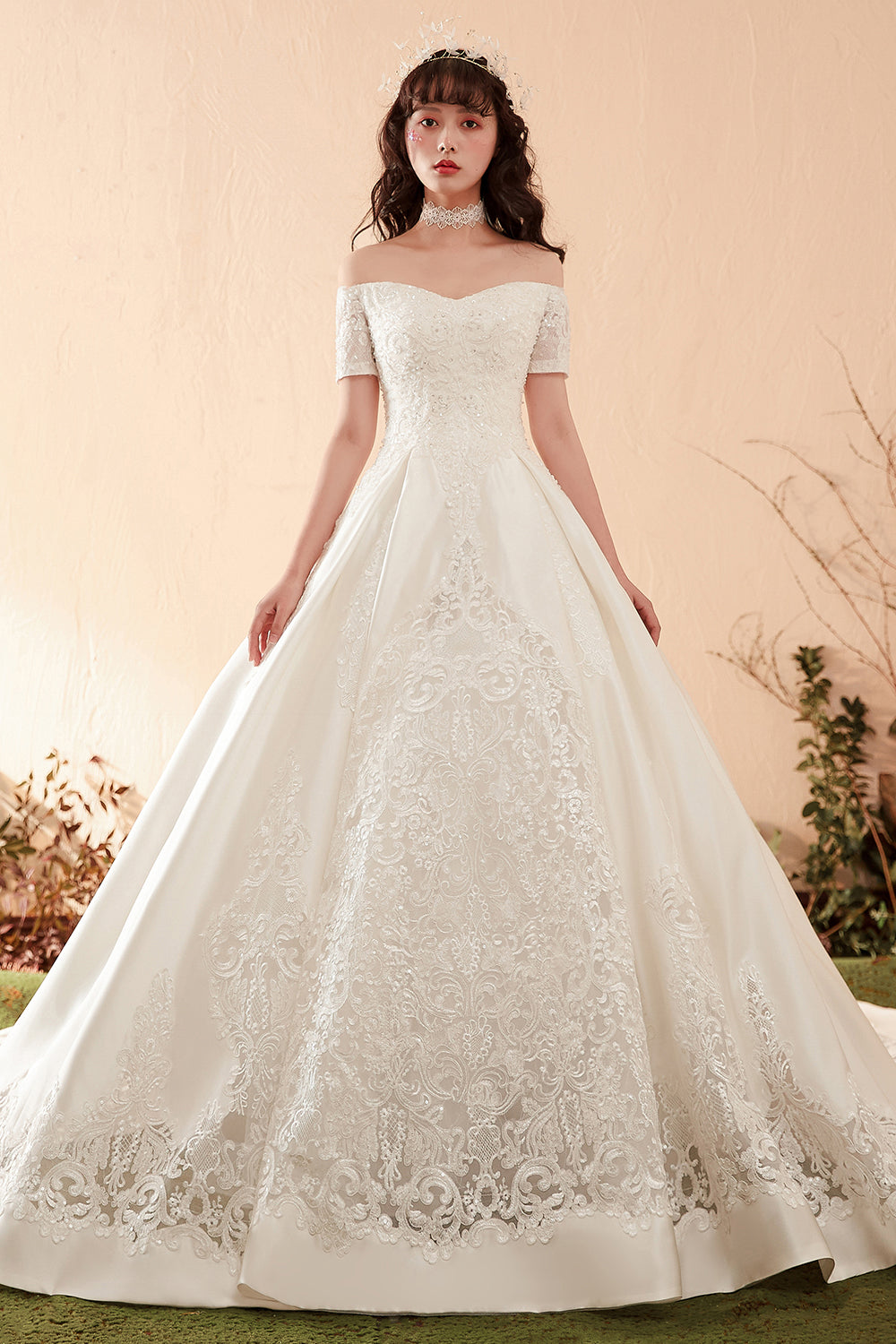 Luxurious Off-Shoulder Satin Ball Gown Wedding Dress with Exquisite Lace Appliques