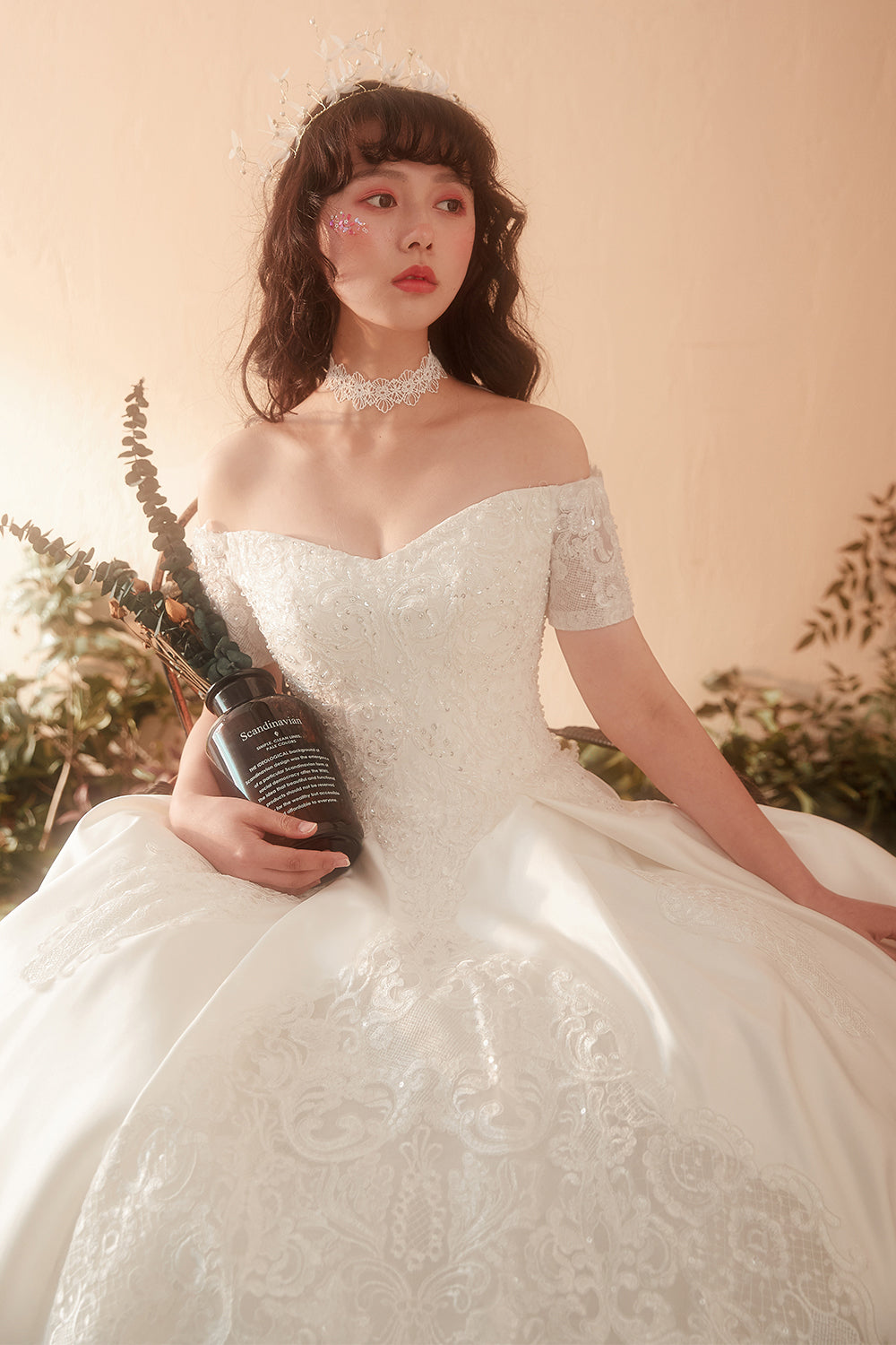 Luxurious Off-Shoulder Satin Ball Gown Wedding Dress with Exquisite Lace Appliques