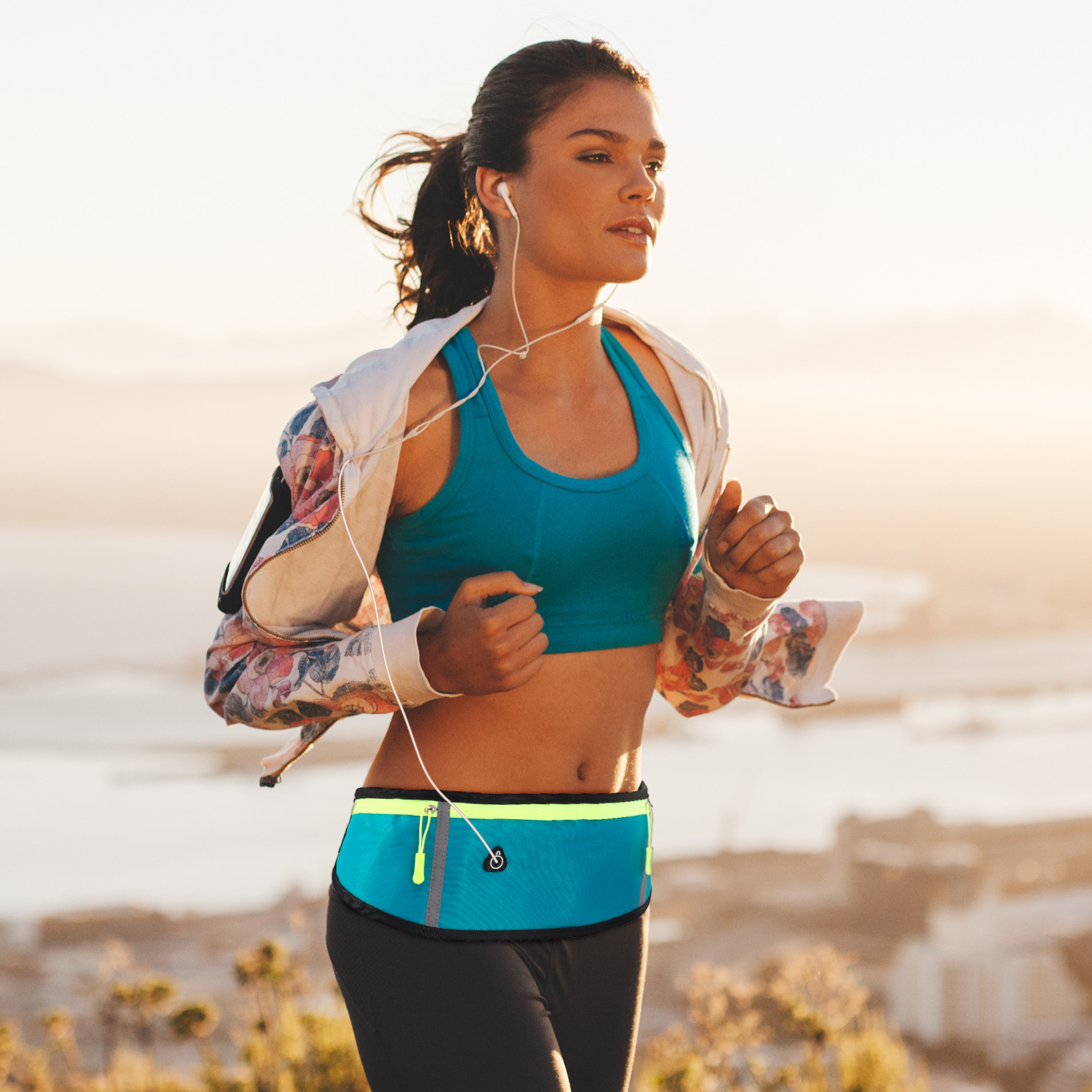 Hengguang 2 Pack Running Belts for Men Women, Slim Sports Waist Belt Bag with 3 Separate Pockets, Running Phone Holder Pouch with Reflective Strips, Waterproof Money Fanny Pack for Cycling Hiking