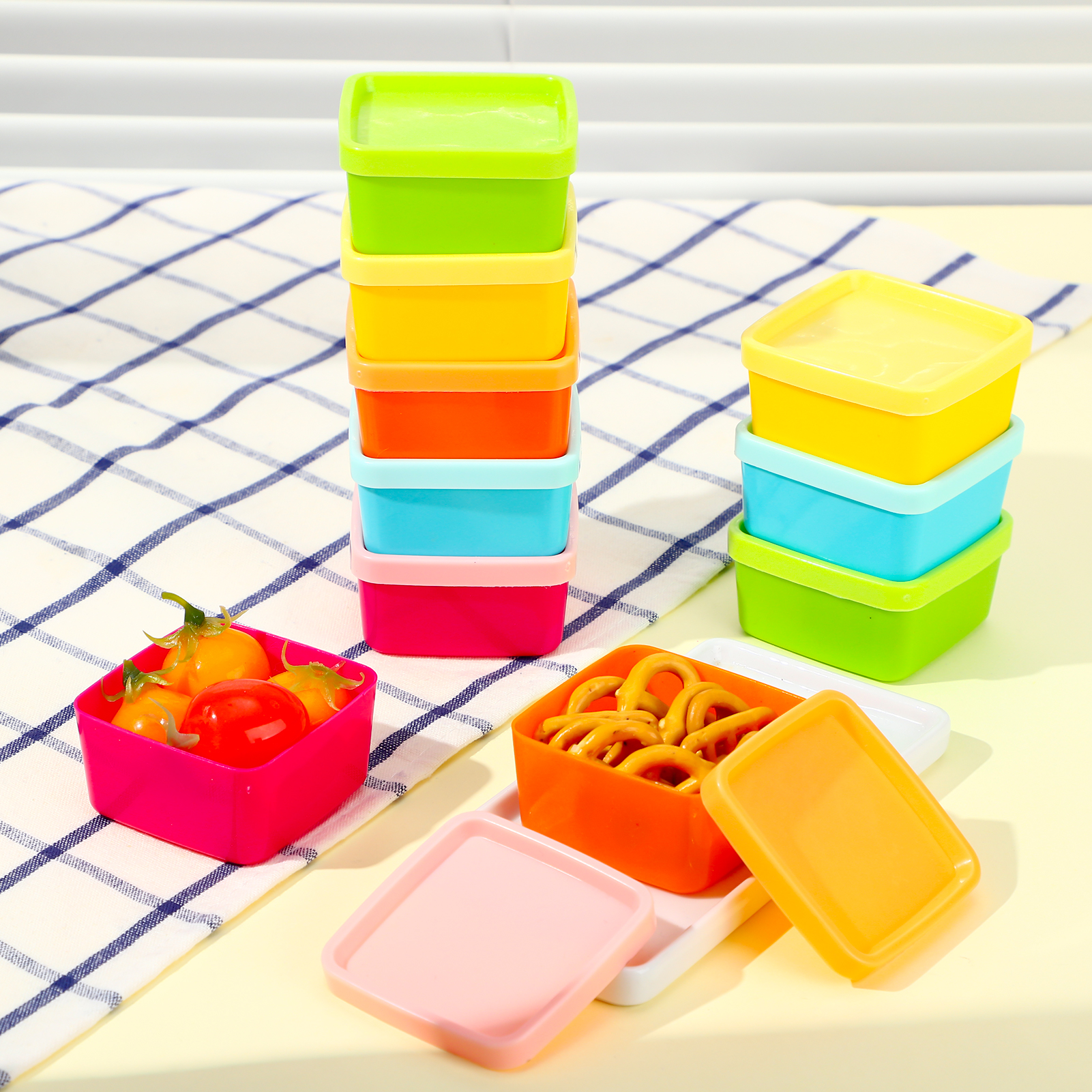 AOWOO 15 Pcs 3 Oz Salad Dressing Container To Go with Lids, Plastic Reusable Condiment Cups Containers, Dishwasher and Microwave Safe Tiny Sauce Containers