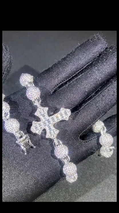 Electroplated copper inlaid cubic zirconia beads hip-hop pendant cross shaped necklace