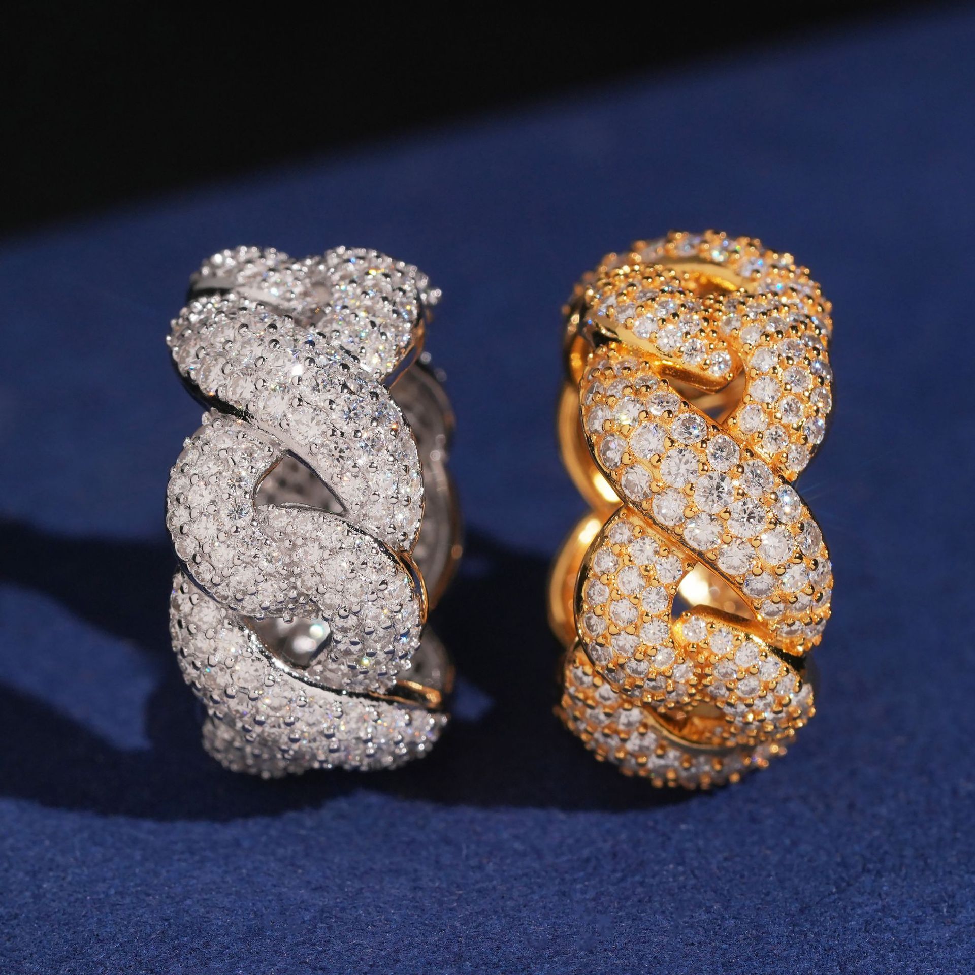 New circular eight character design ring S925 Silver moissanite Ring