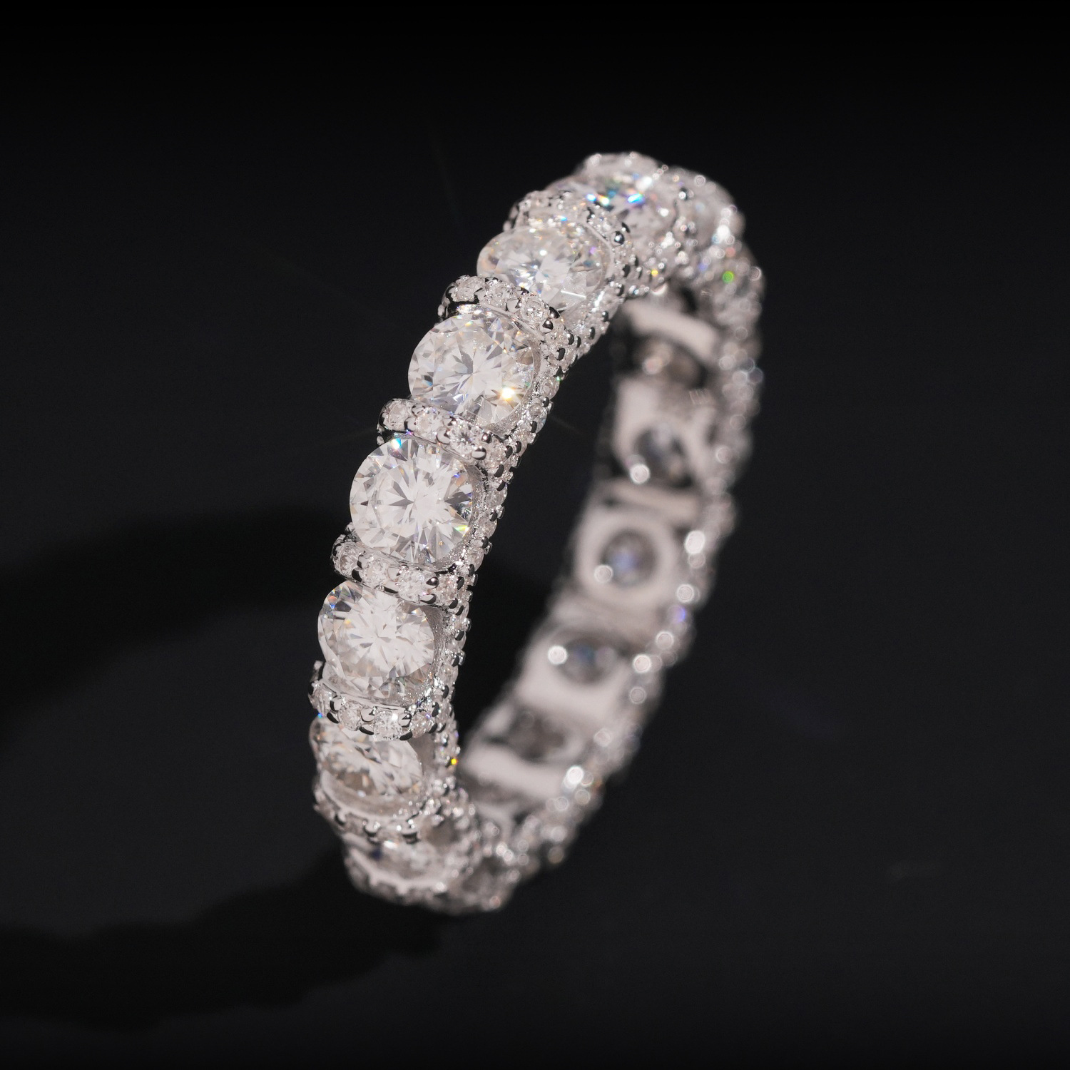 Full diamond design ring inlaid moissanite rings