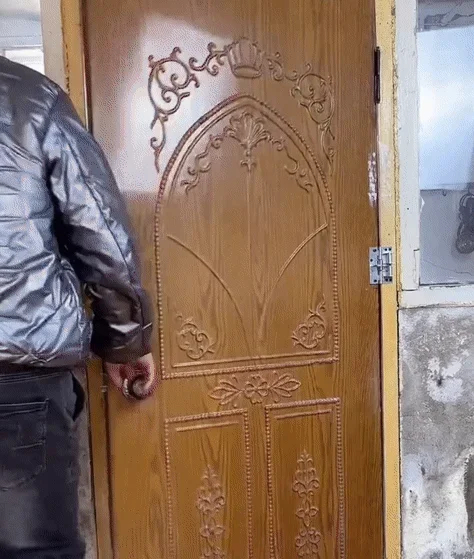 Автоматично затваряща се 4-инчова пружинна панта
