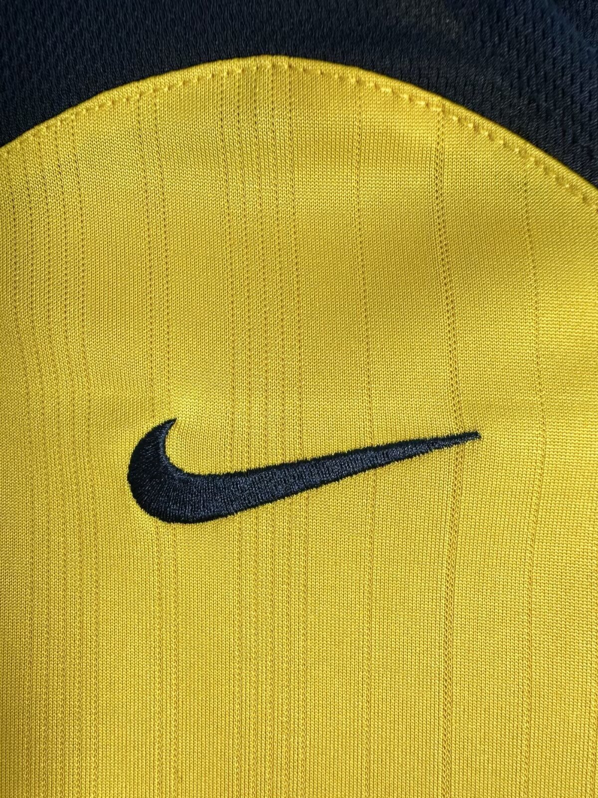 2005/06 Arsenal Retro (Away)