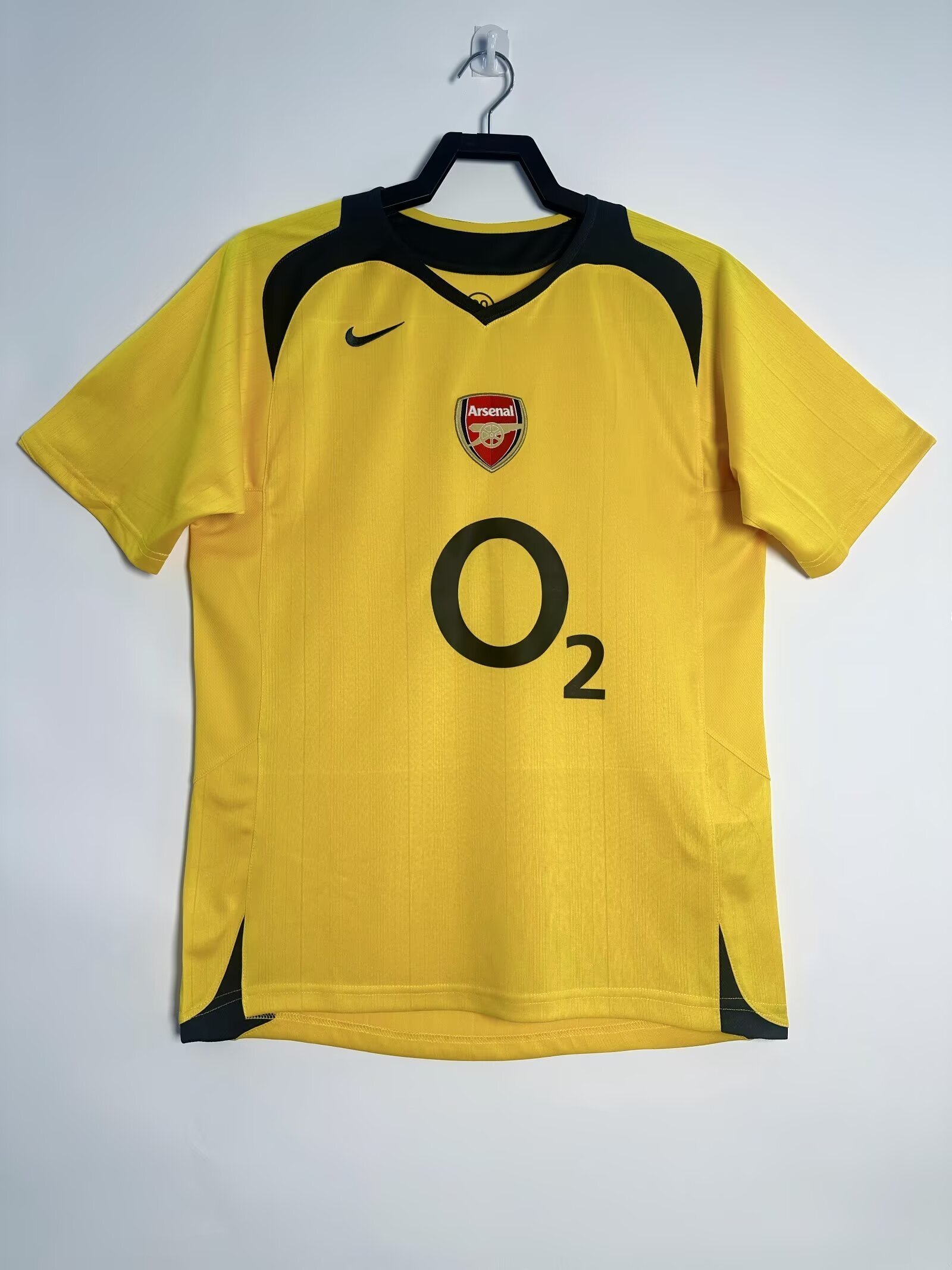 2005/06 Arsenal Retro (Away)