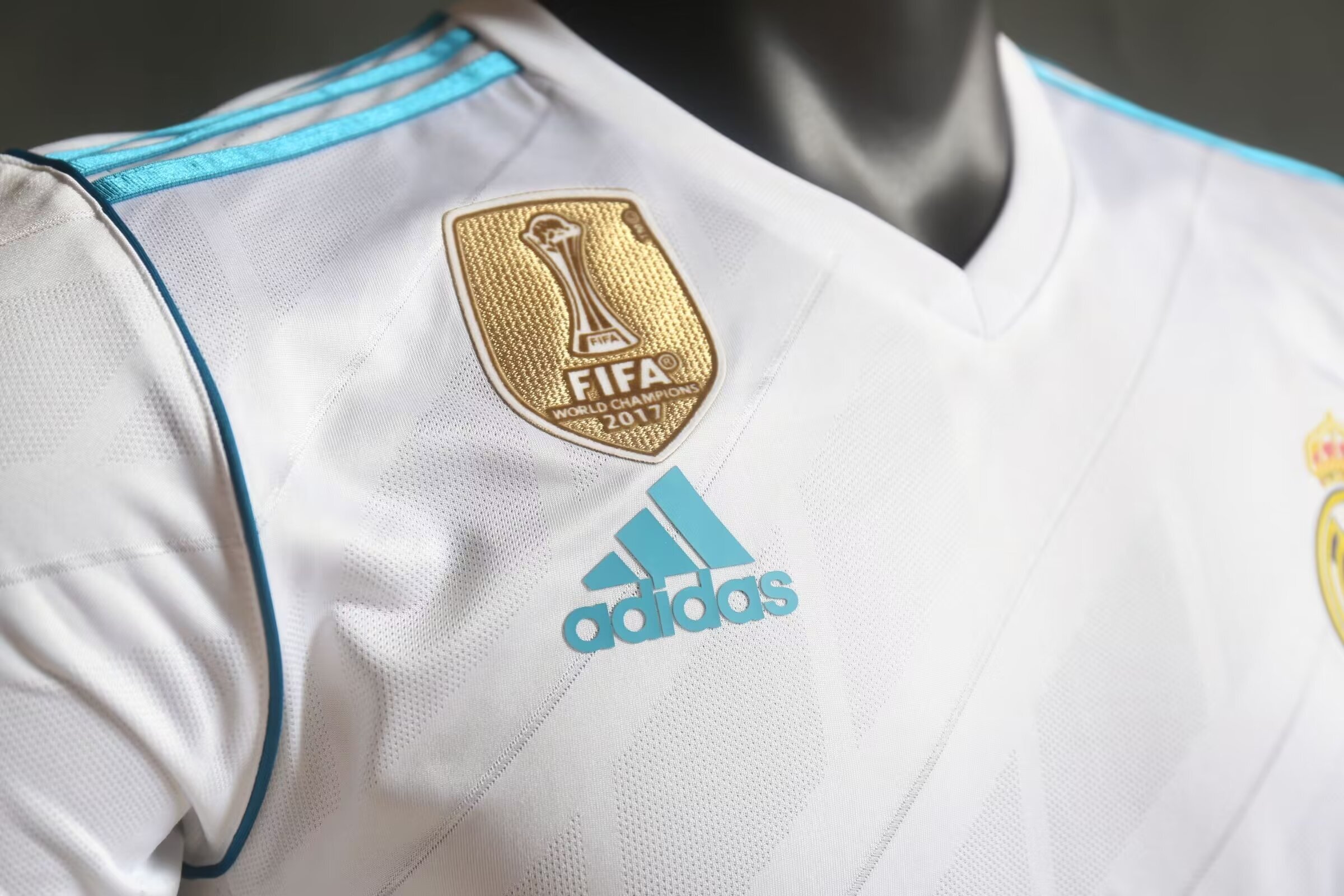 2017/18 Real Madrid Retro (Home/Away)