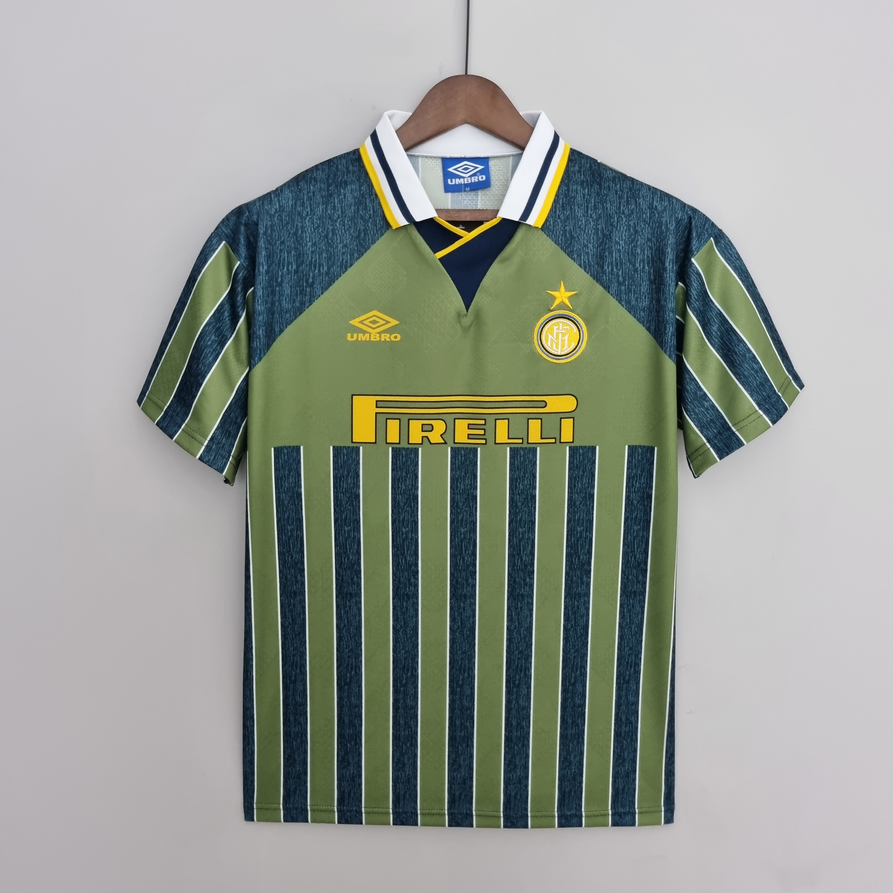 1995/96 Inter Milan Retro (Away)