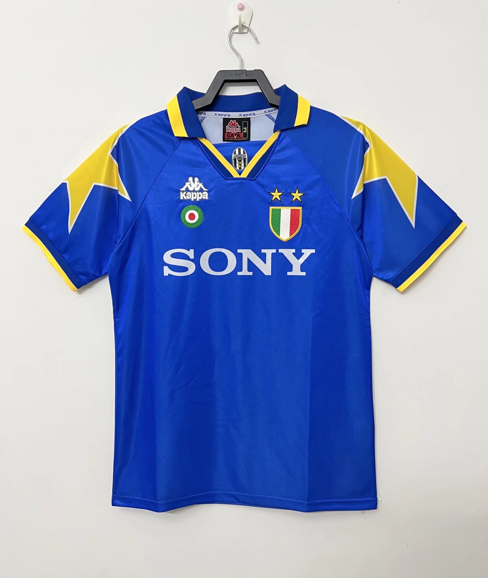 1995/96 Juventus Retro (Away)
