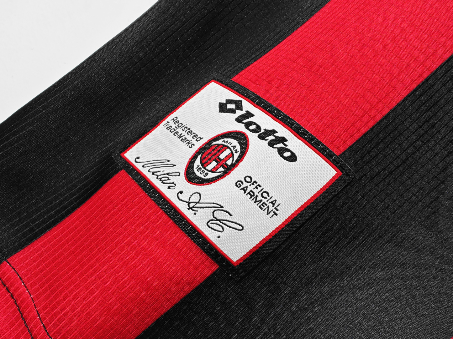 1997/98 AC Milan Retro (Home)