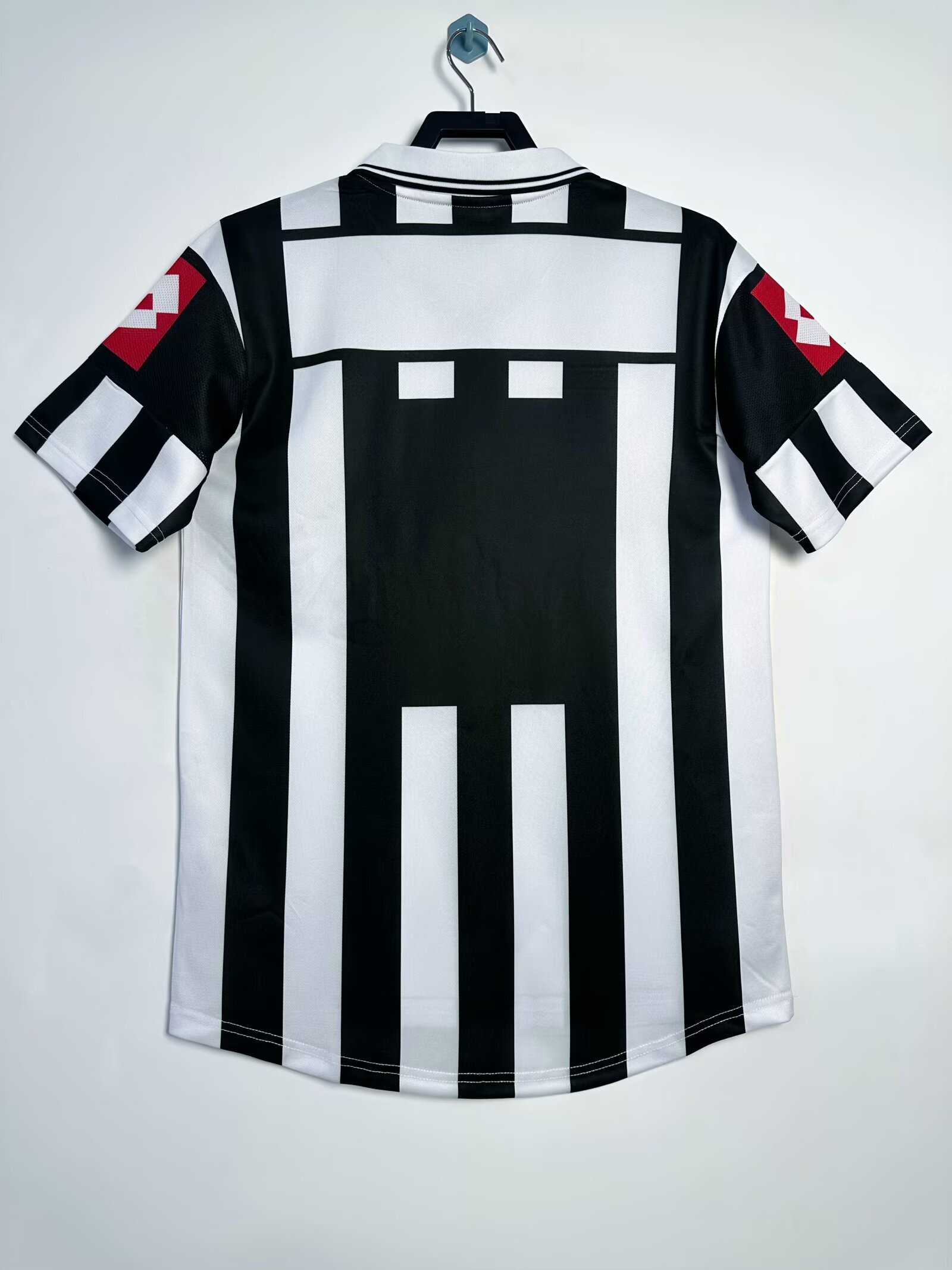 2001/02 Juventus Retro (Home)