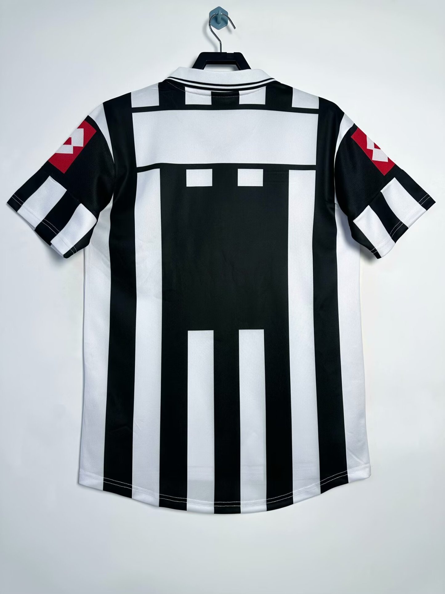 2001/02 Juventus Retro (Home)