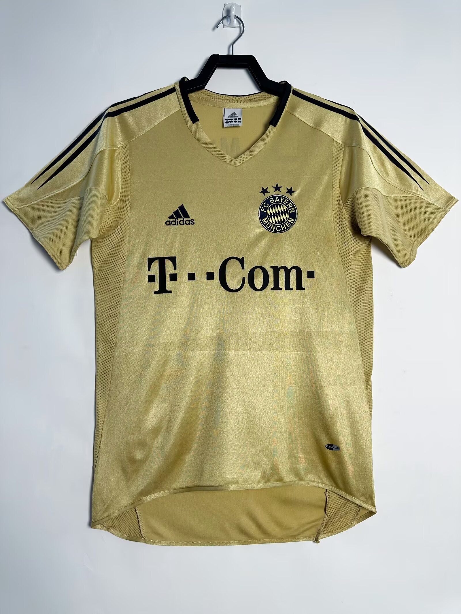2005/06 Bayern Munich Retro (Away)